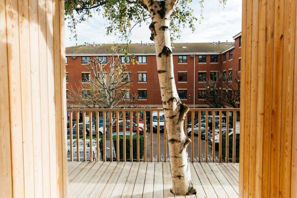 Carmen Eco-Pod / Treehouse, Close To Cabot Circus Bristol Exteriér fotografie